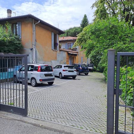 Gabbinoholidayhome Appartamento In Suggestiva Corte Como Exteriér fotografie