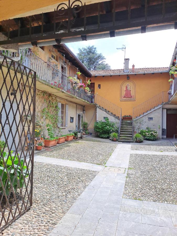 Gabbinoholidayhome Appartamento In Suggestiva Corte Como Exteriér fotografie