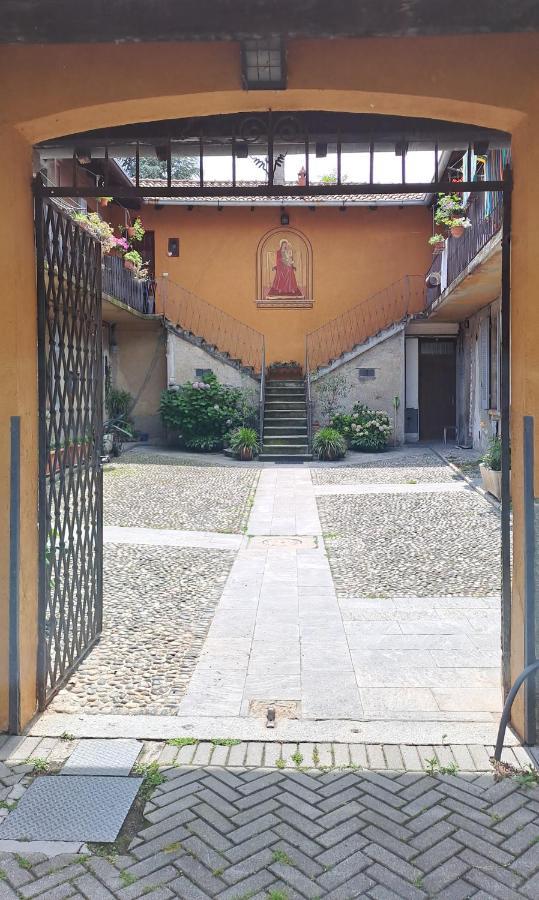 Gabbinoholidayhome Appartamento In Suggestiva Corte Como Exteriér fotografie